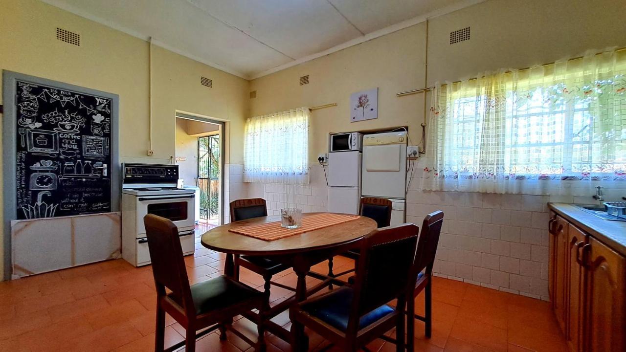 Pine Forest Cottage Сабие Екстериор снимка